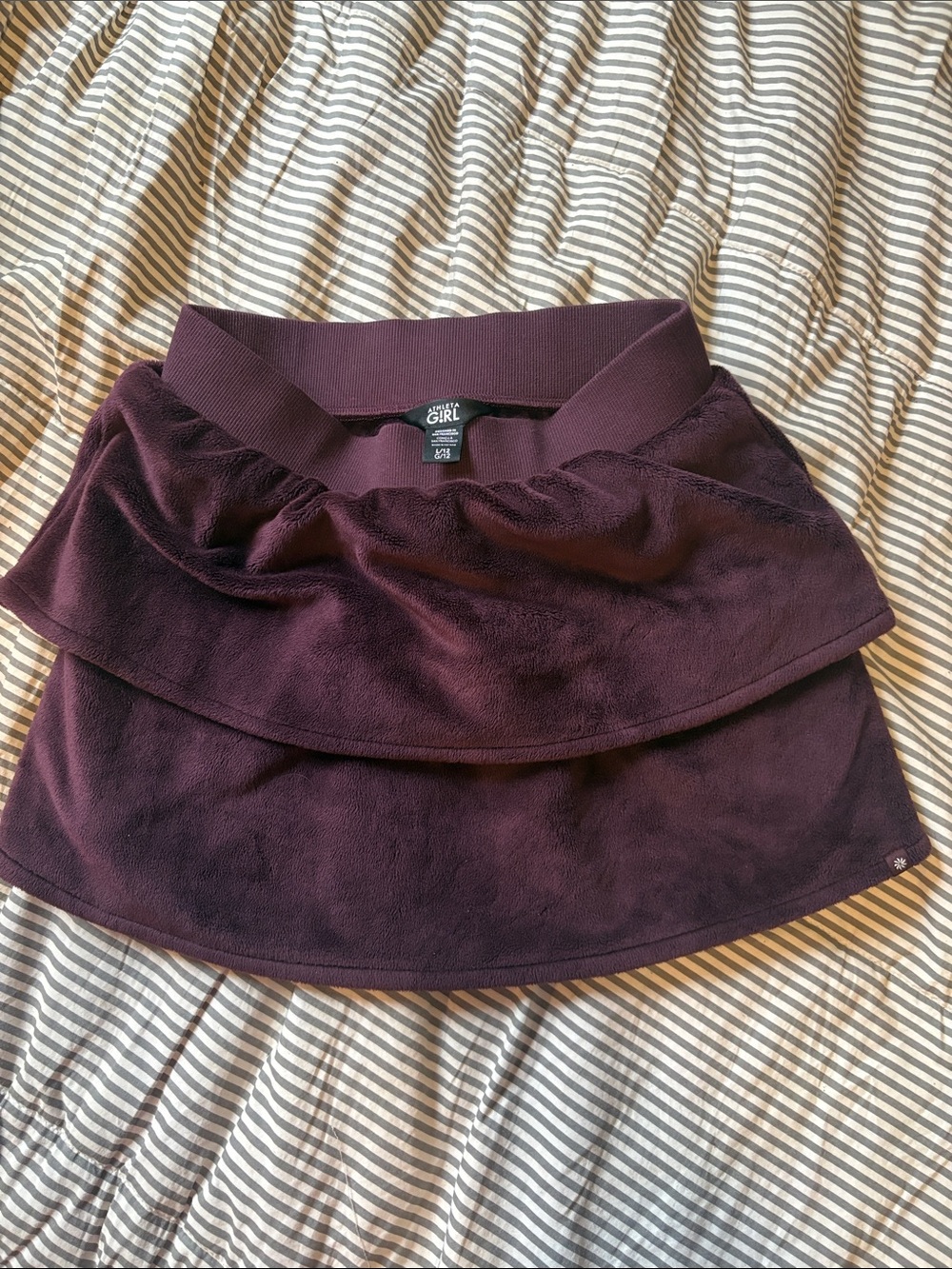 Athleta Plush Tiered Skater Skirt in Deep Plum